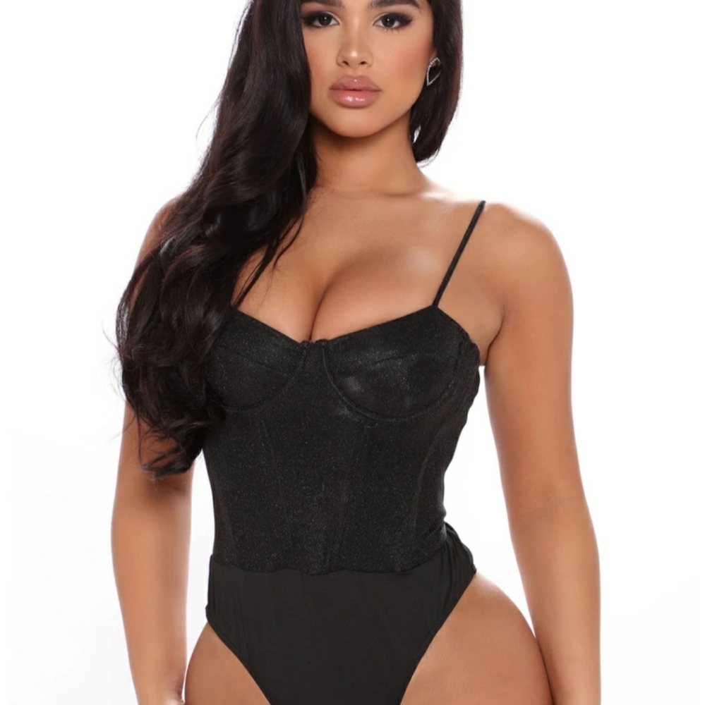 Fashion Nova Glitter Bodysuit - Black NWT